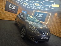 2014 Nissan Qashqai 1.5 dCi Tekna 5dr HATCHBACK Diesel Manual