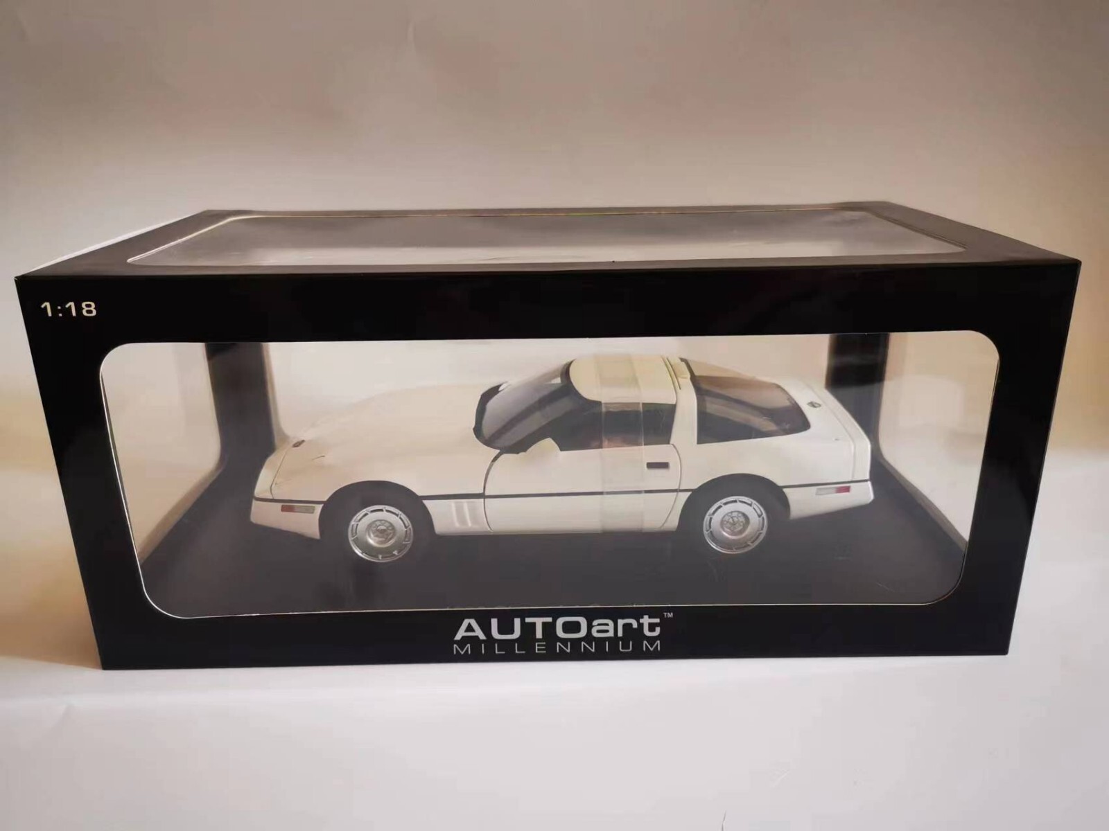 NEW 1/18 AUTOart CHEVROLET CORVETTE 1986 Alloy car models | eBay