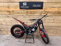 BETA EVO 300 2 STROKE TRIALS BIKE ROAD REGISTERED