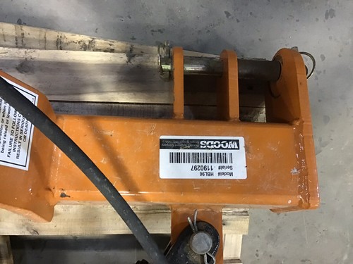 Woods HBL96-2 Blade with Hydraulic angle.