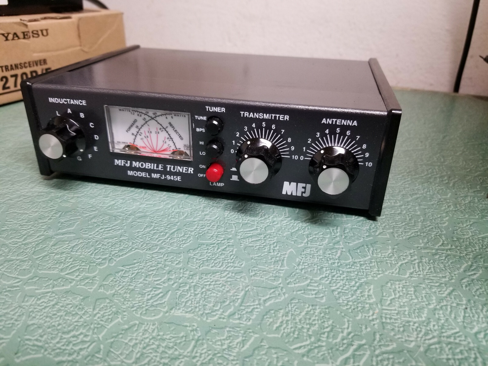 MFJ 945E Mobile Tuner, Covers 1.8 - 60 MHZ, 300 Watts