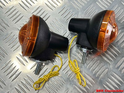 YAMAHA DT100 DT125 DT175 DT400 XT250 XT500 Front Turn Signal Flasher Lamp 6V 2pc