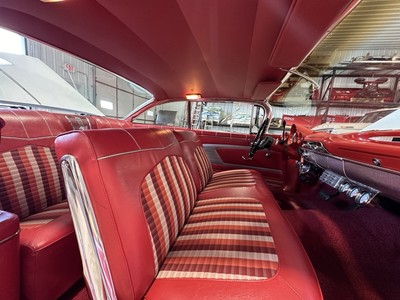 image 4 of interior