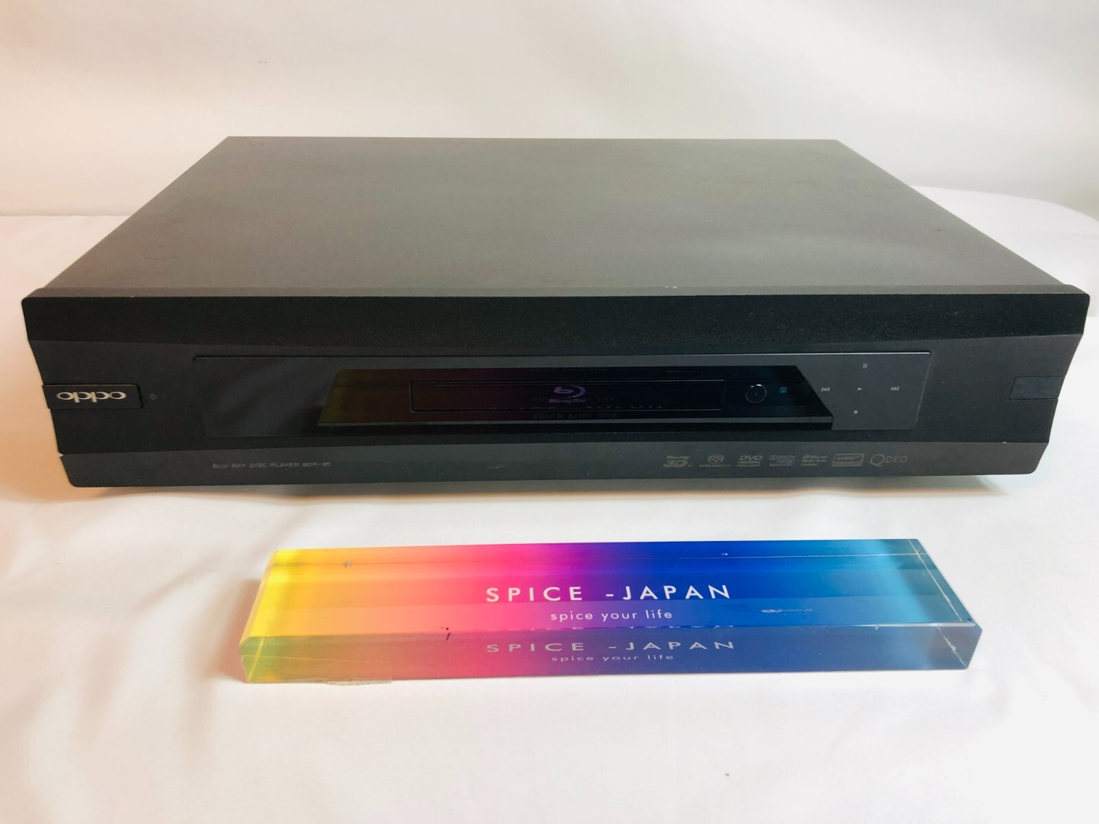 Oppo BDP-95  - MINT Audiophile Universal Disc Player - 3D Blu-Ray + DVD + SACD - Picture 1 of 12