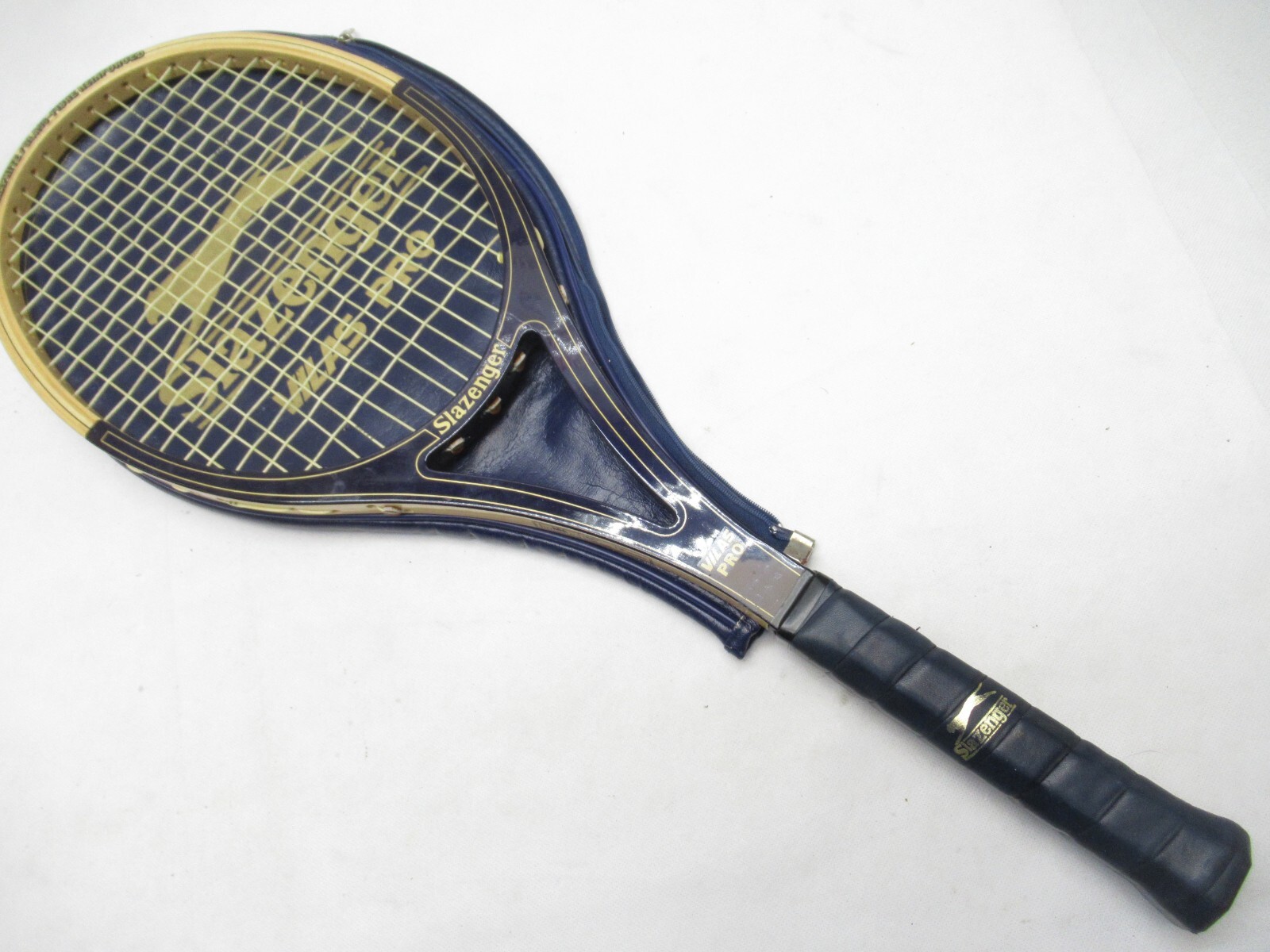 SLAZENGER VILAS PRO GRAPHITE/WOOD TENNIS RACQUET (4 1/2) LONG TERM