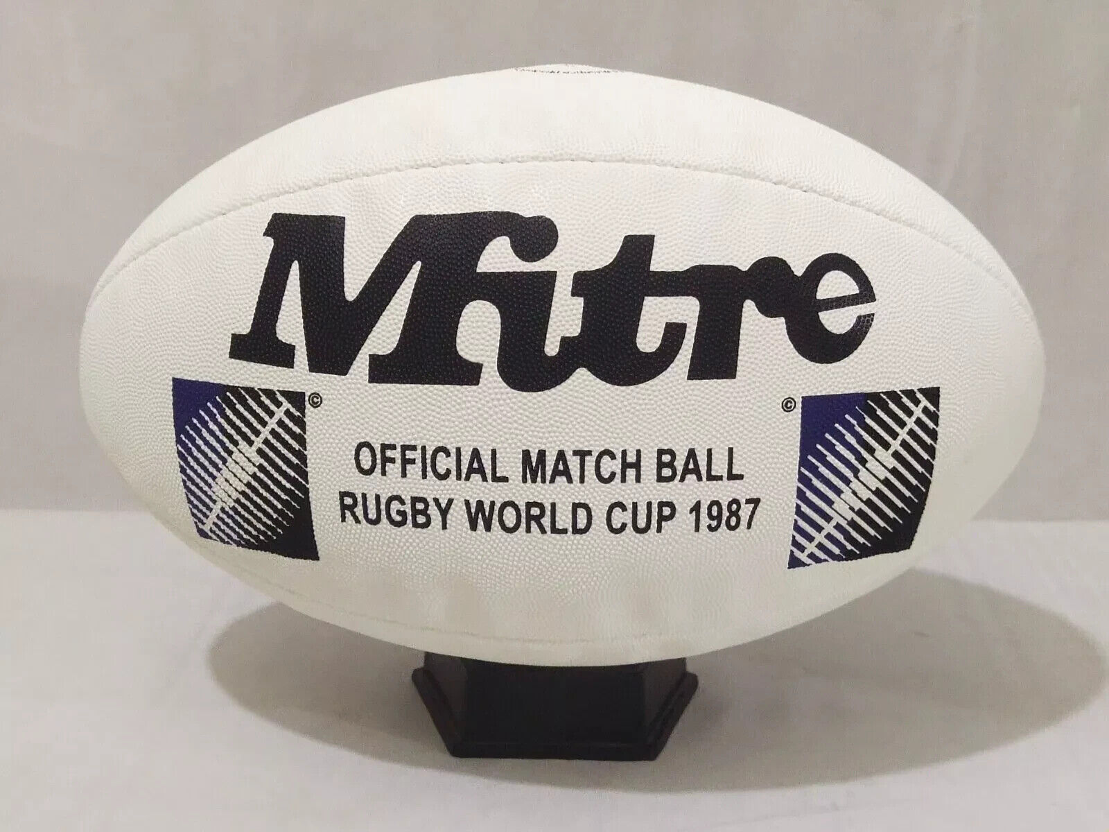 Mitre Rugby 87- Official Match Ball - Rugby World Cup 1987 Mitre Rugby 87- Official Match Ball - Rugby World Cup 1987