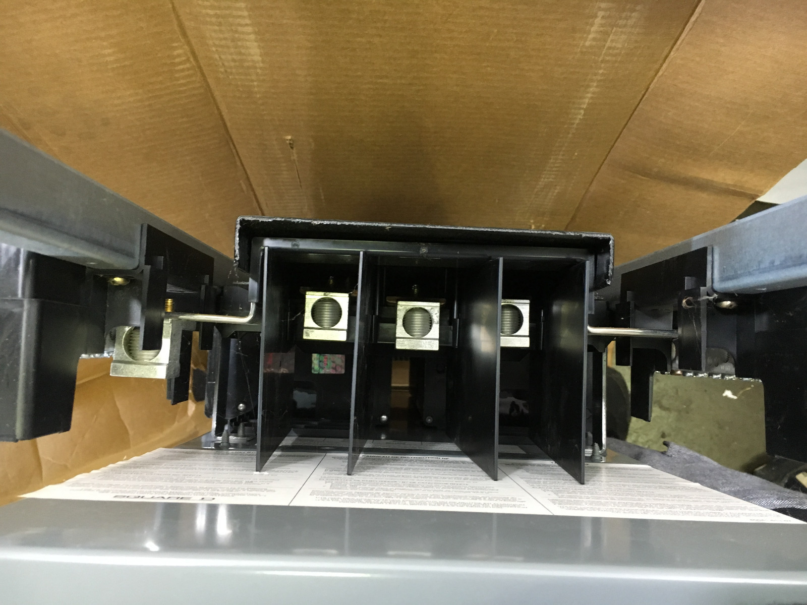 Square D 12279196470080001 new in box 250a max 3ph 4w MLO 480/277v 42 space #E3