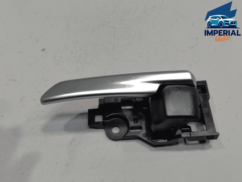 Used 2025 Toyota Sienna Front or Rear Left Driver Door Interior Handle OEM