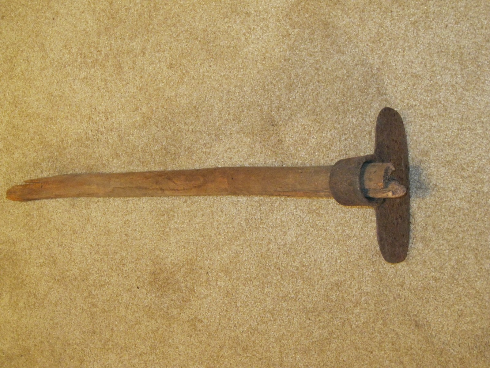 PRIMITIVE ANTIQUE HAND FORGED METAL GARDEN HOE  25