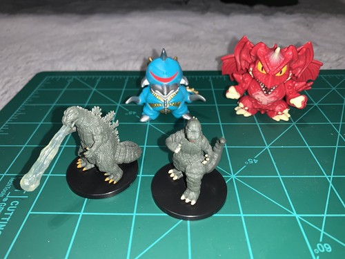 Купить bandai godzilla mini figure 