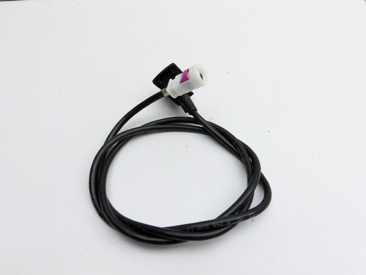 Mercedes B180 W246 11-14 USB Buchse Anschluss Mercedes B180 W246 11-14 22.12.2011 gebraucht Vorschau 4
