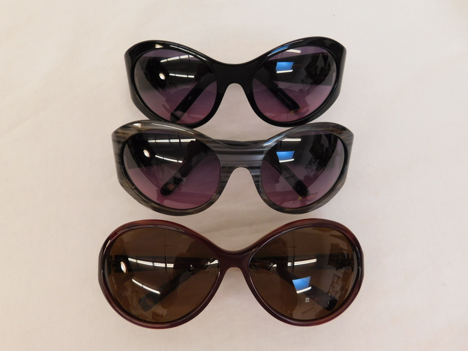 サングラス ^ONE BRILLIANT^ CynthiaOB434Ivory Cynthia-OB434-Ivory SET OF 3 CINZIA SUNGLASSES FASHIONABLE SHADOW 1 & 2 VIVID