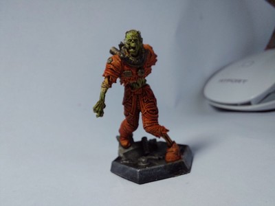 reanimated astronaut resin mini mazon lab alternative / starfinder (32mm scale) 