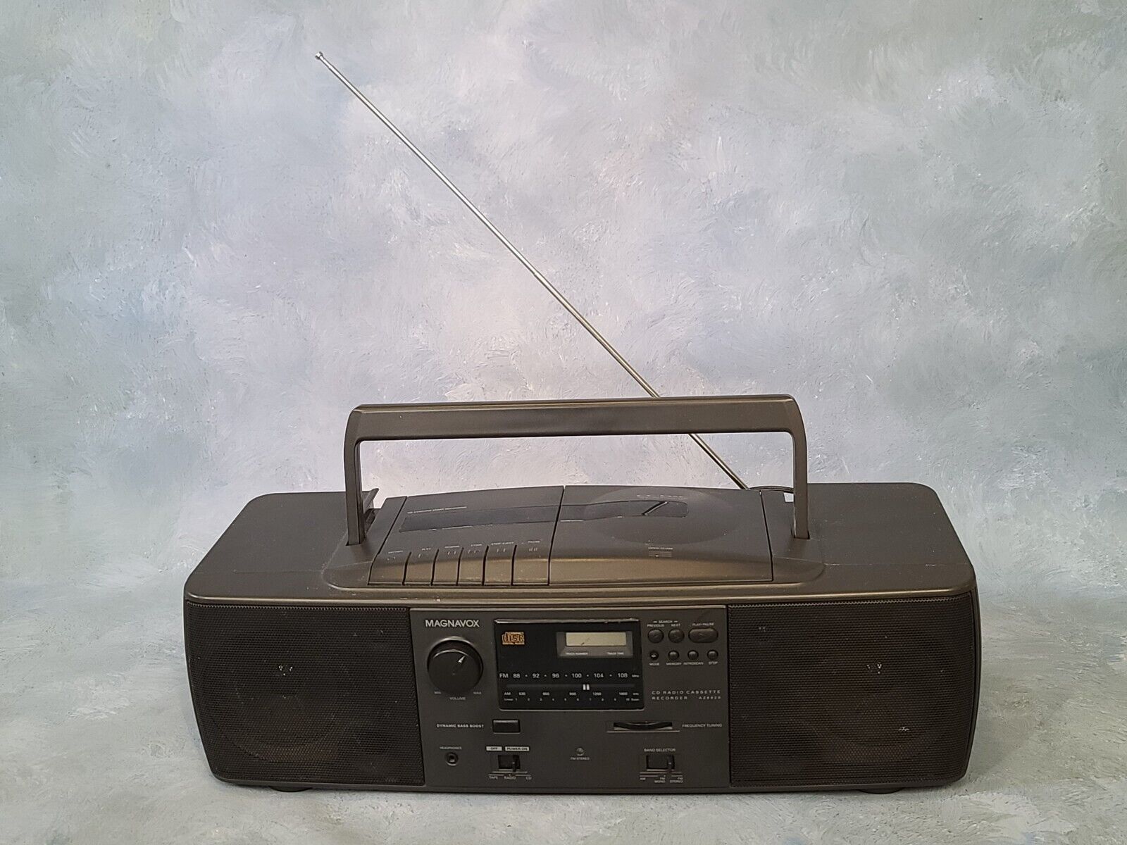 RARE Magnavox AZ8020 Boombox CD Radio Tape 1993s RARE Magnavox AZ8020 Boombox CD Radio Tape 1993s