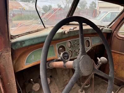 image 2 of interior