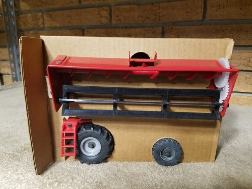 ERTL 1/32 CASE IH 2188 AFS AXIAL FLOW COMBINE