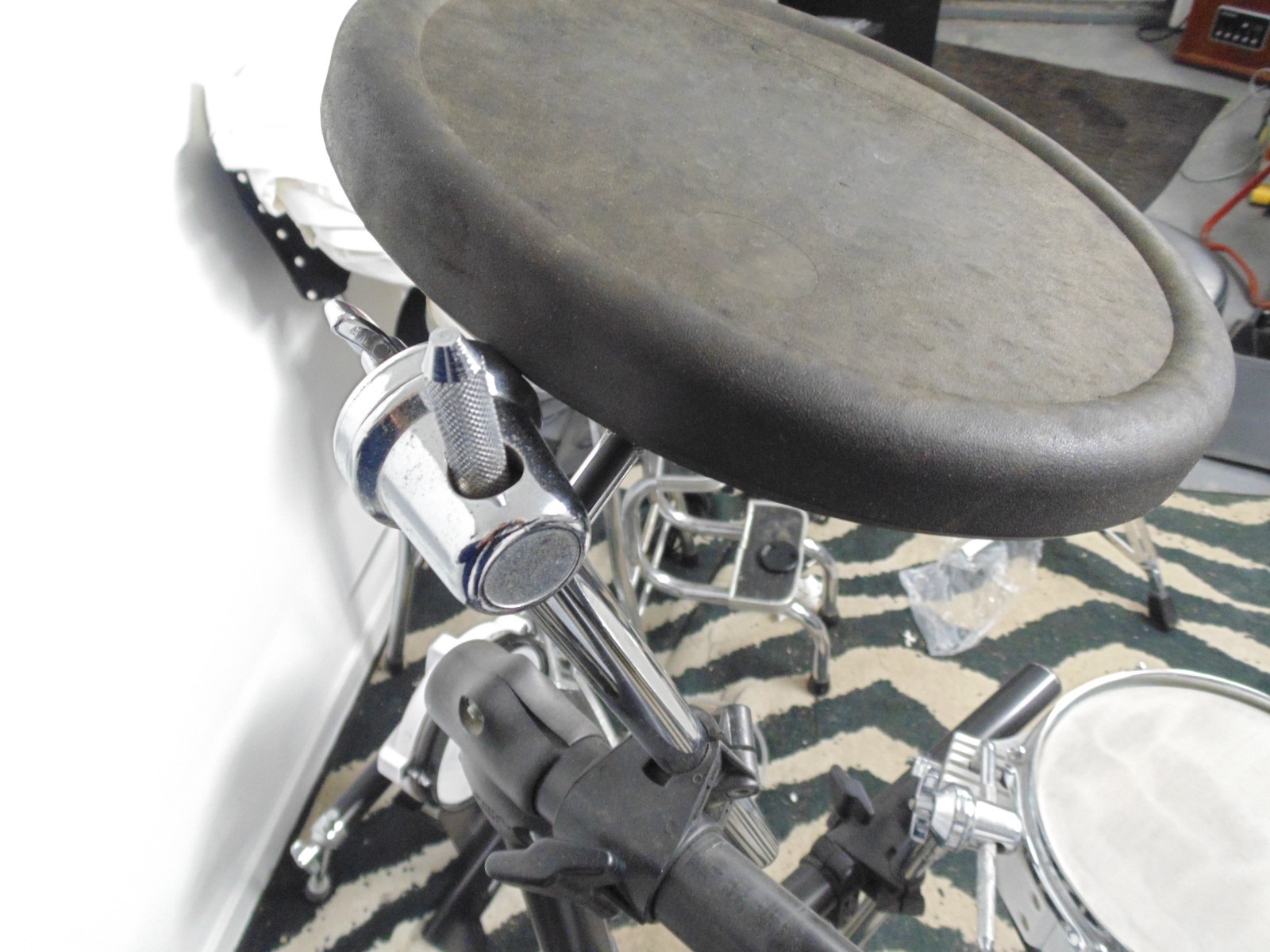 Pintech Dual Zone SE-102 Studio Elite Rubber Drum Cymbal Pad with Mount