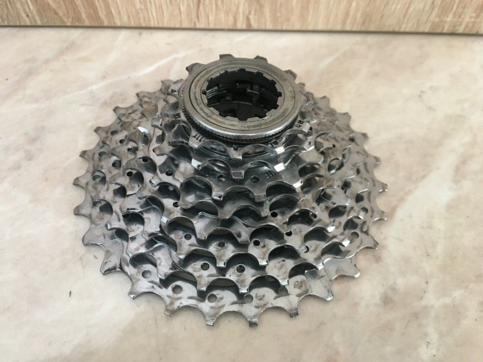 SHIMANO DEORE XT CS-M737 T2 TYPE-R CASSETTE 8 SPEED 11-28T