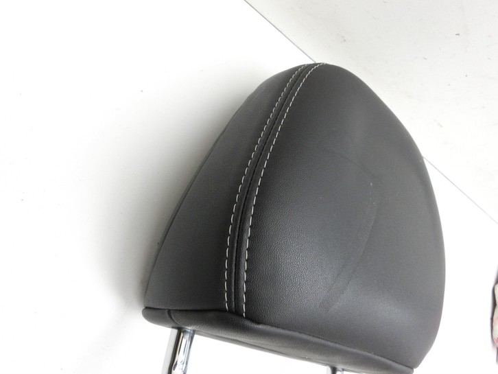 Peugeot 2008 I 13-19 Kopfstütze für Beifahrer Sitz Rechts oder Links Vorne Peugeot 2008 I 13-19 01.12.2016 2681001... Vorschau 2