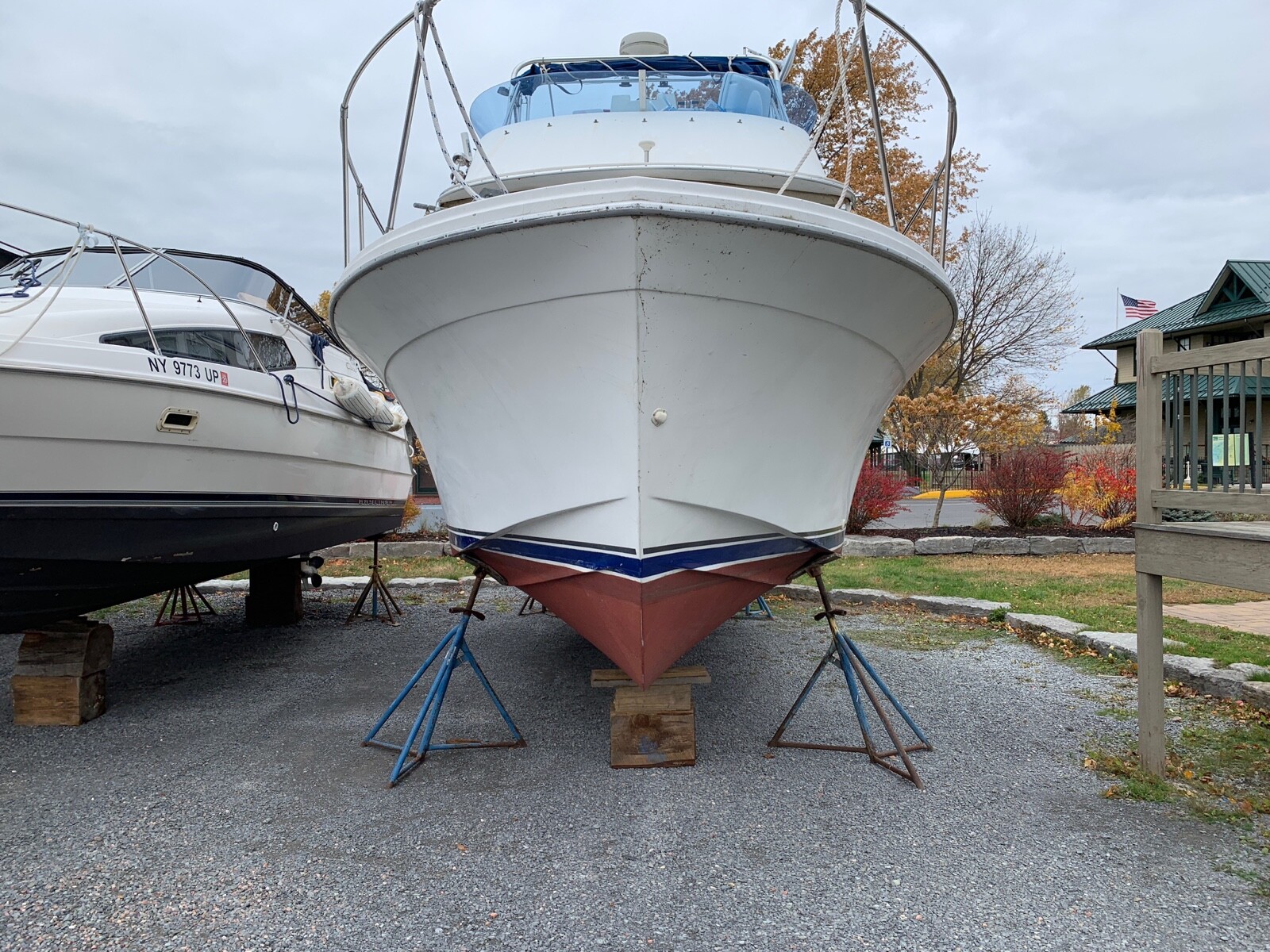 Uniflite 28 Mega