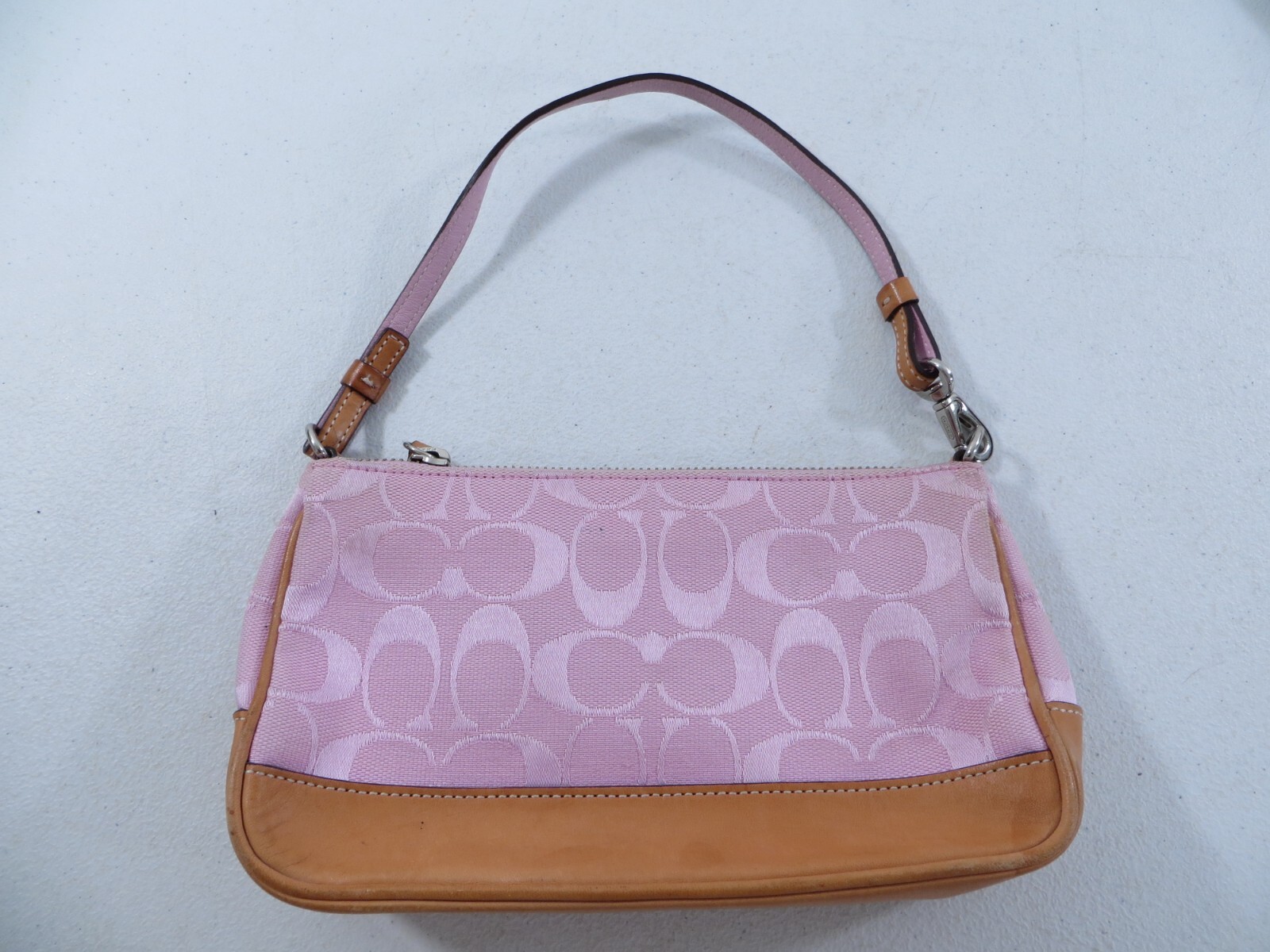 バッグ COACH Signature AccessoryPouch Pink 6094 COACH Signature Accessorypouch Pink 6094 | eBay