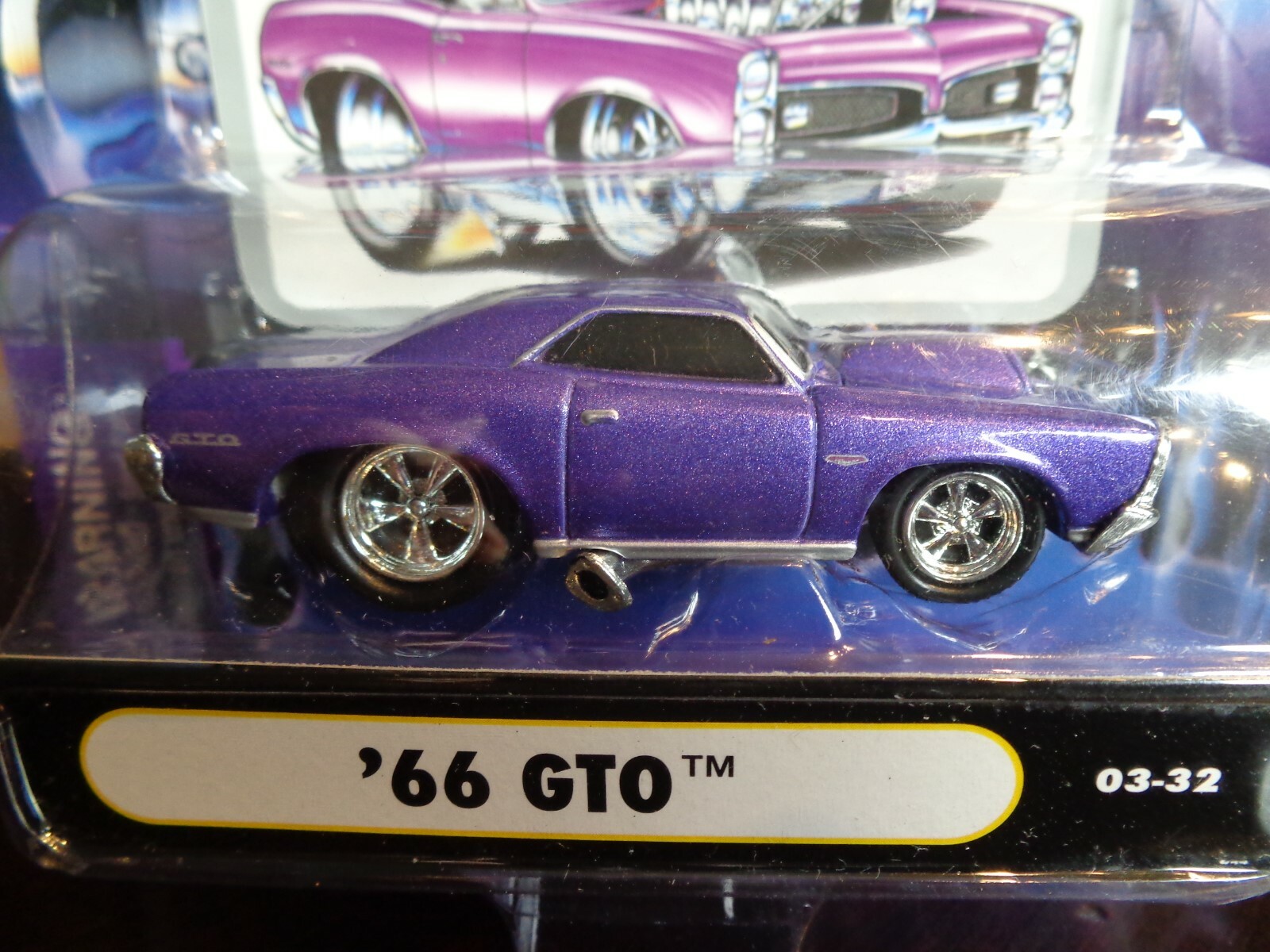 1966 PONTIAC GTO PURPLE MUSCLE MACHINES 1/64 NEW IN USED