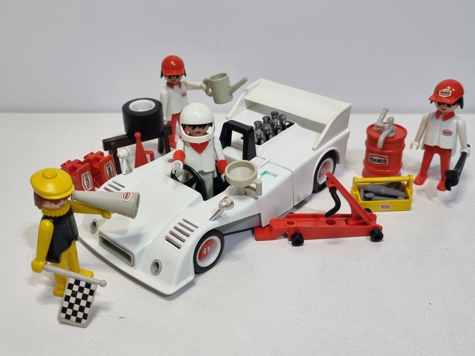 Playmobil 3520 Set Antique Racing Car Mechanical Equipment Playmobil 3520 Set Antique Racing Car Mechanical Equipment