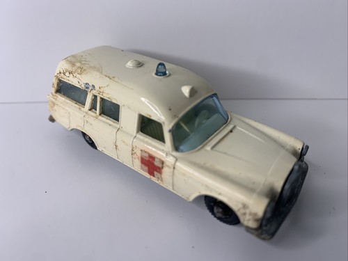 LESNEY ミニカー「【箱無】アメ車✕3台セット」&ミニカー&preiser LESNEY ミニカー「【箱無】アメ車✕3台セット」&ミニカー