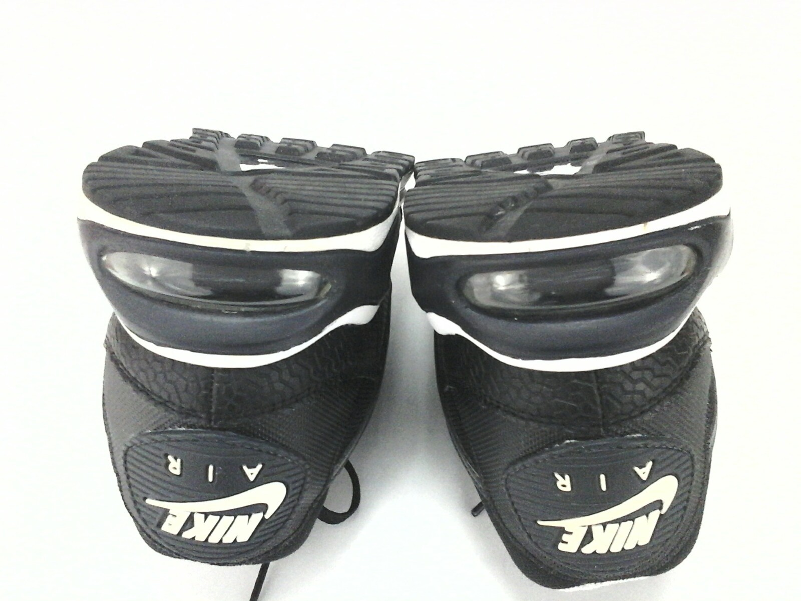 mens white nike shoes with black swoosh