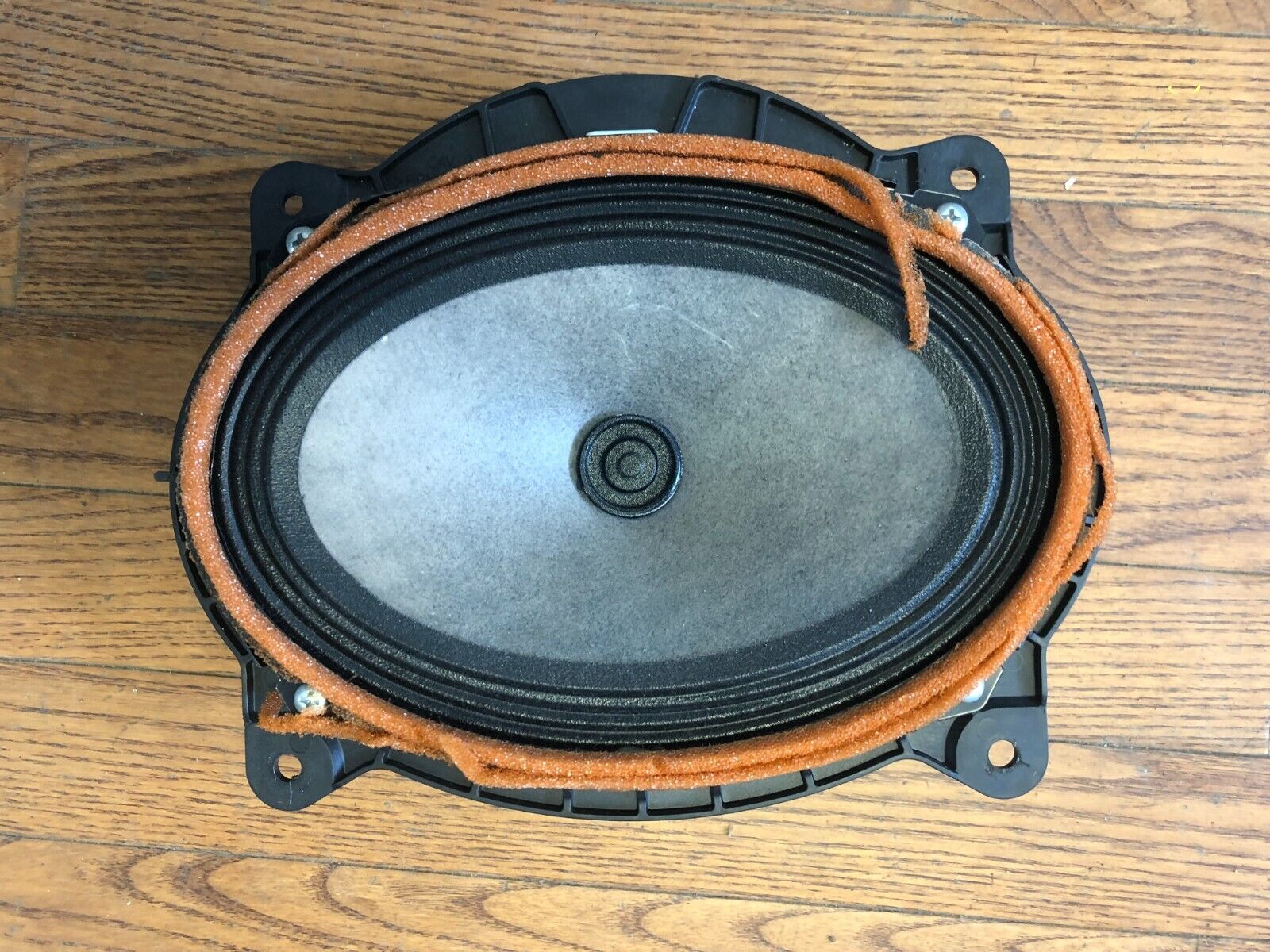 2004-2005 Toyota Camry OEM Front Door Speaker JBL 86160 2004-2005 Toyota Camry OEM Front Door Speaker JBL 86160