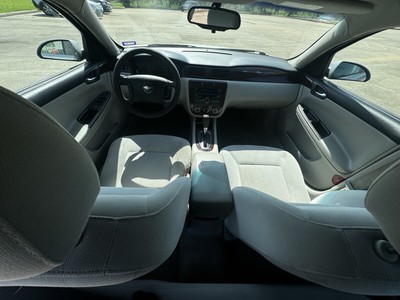 image 3 of interior