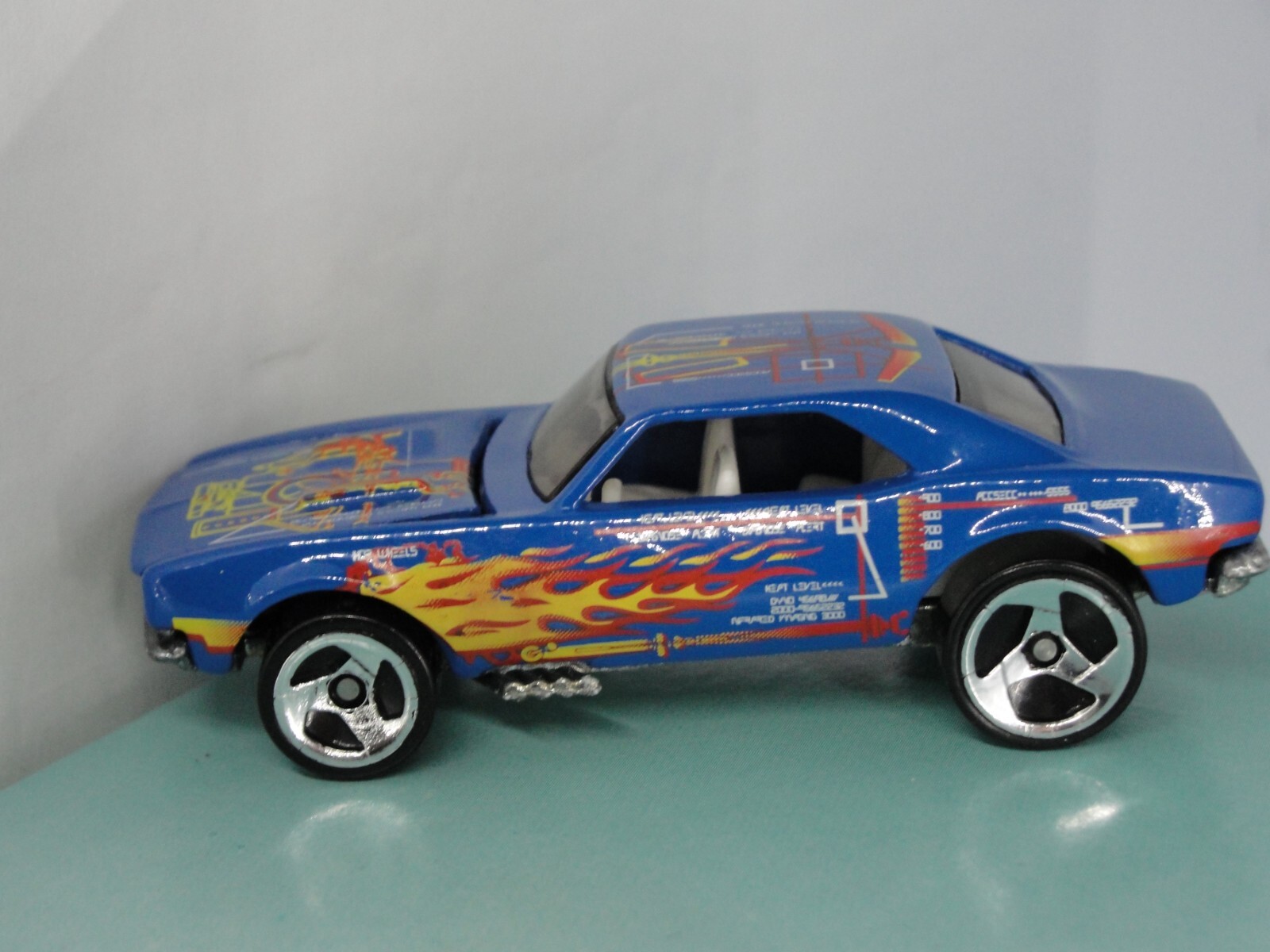 ホットウィール　67 CAMARO レア Hot Wheels Since '68 Muscle Cars Redline '67 Chevy Camaro