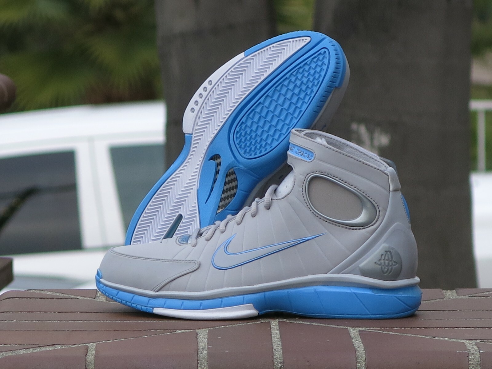 Nike Air Zoom Huarache 2K4 Kobe Men's Basketball Sneakers Nike Air Zoom Huarache 2K4 Kobe Men's Basketball Sneakers