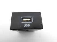 Hyundai I30 PD 19-24 USB Anschluss Hyundai I30 PD 19-24 08.07.2021 96120-G4200 gebraucht Vorschau 2