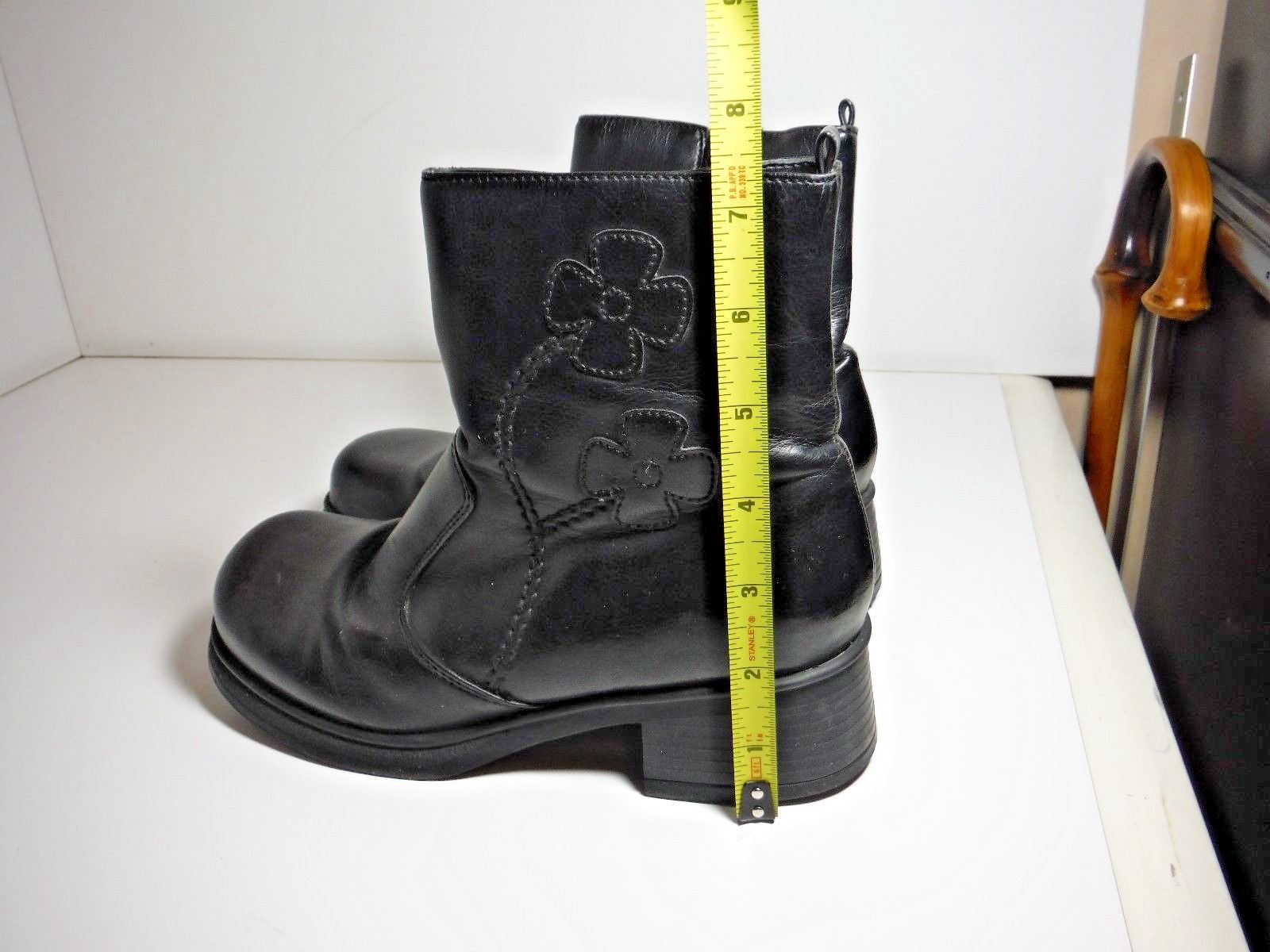 Smart Fit Toddler ankle boots size 4 side zip waterproof black leather  girl