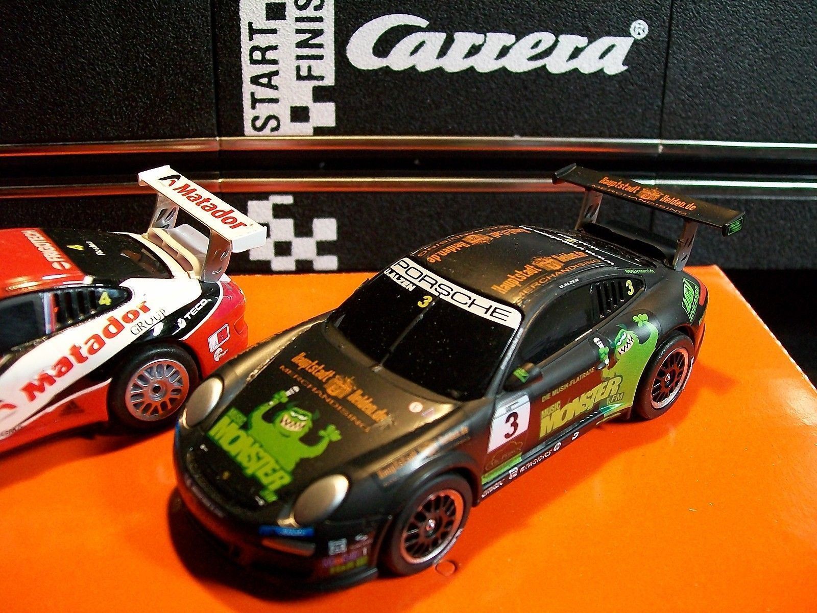 Carrera Go Modellbau-Rennbahn- & Slotcars