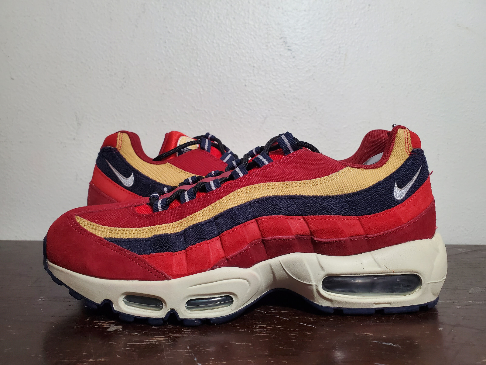 air max 95 red crush wheat gold
