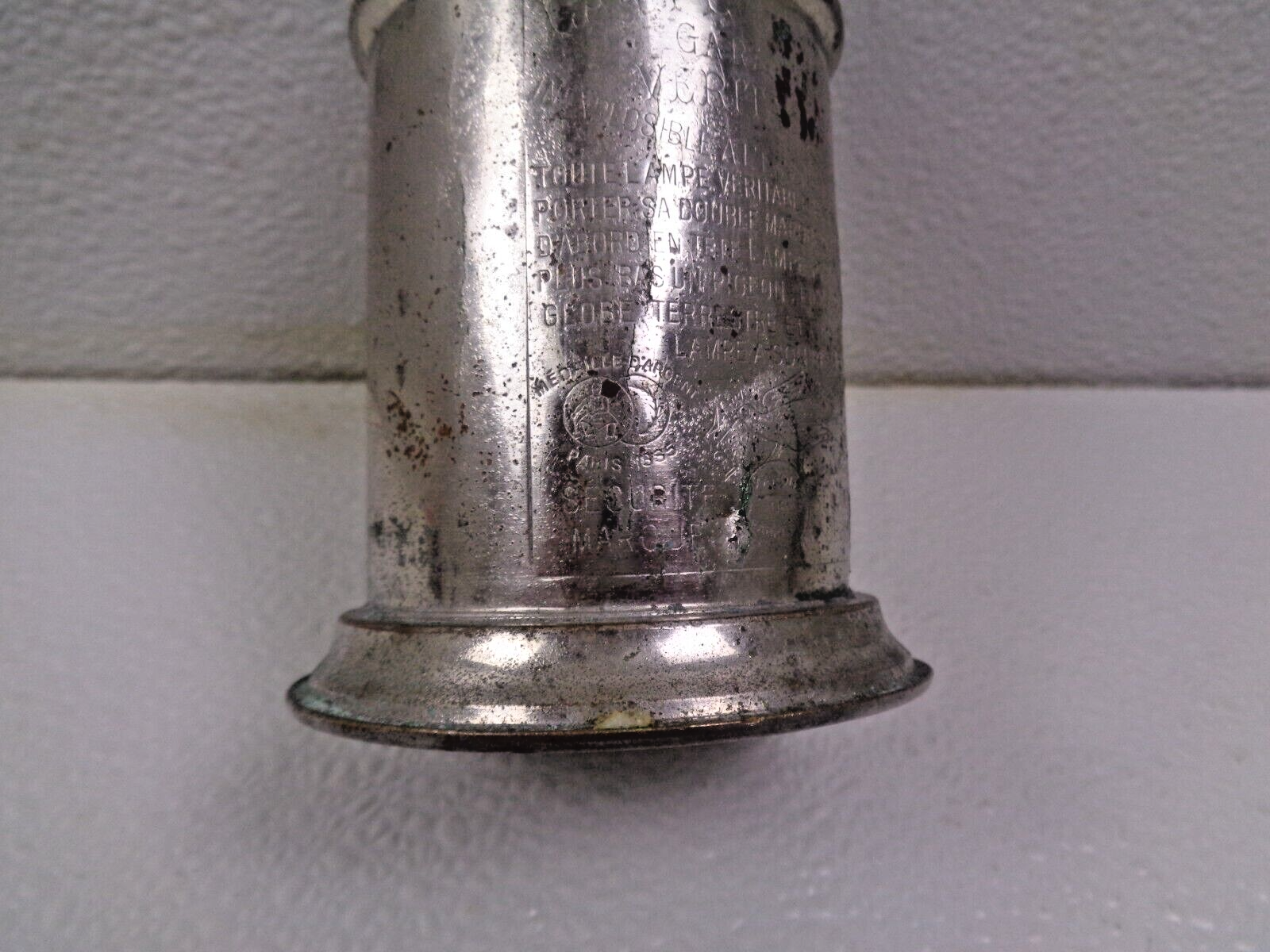 Antique 1800's Pigeon Depose Brass hand held Oil Lamp Paris France