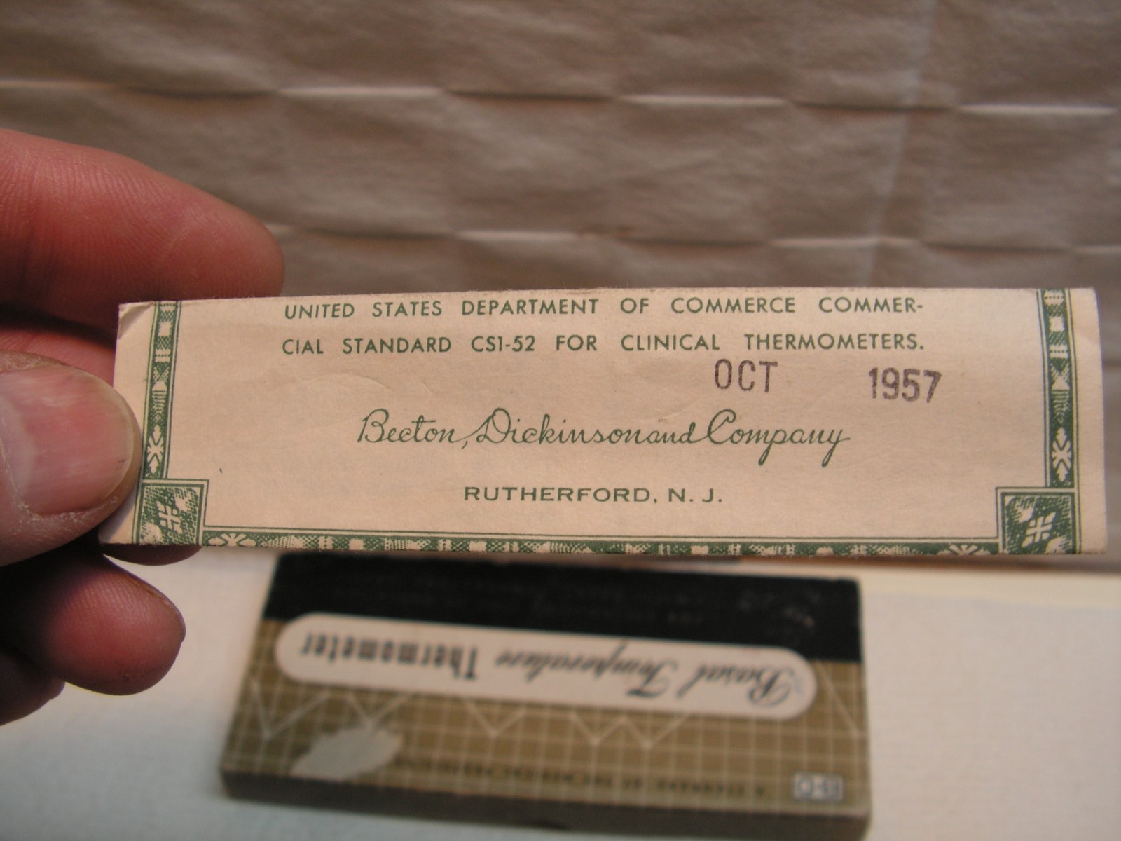 Vintage 1957 B-D Basal Temperature Thermometer Case Original W/Japan 48737S Ther