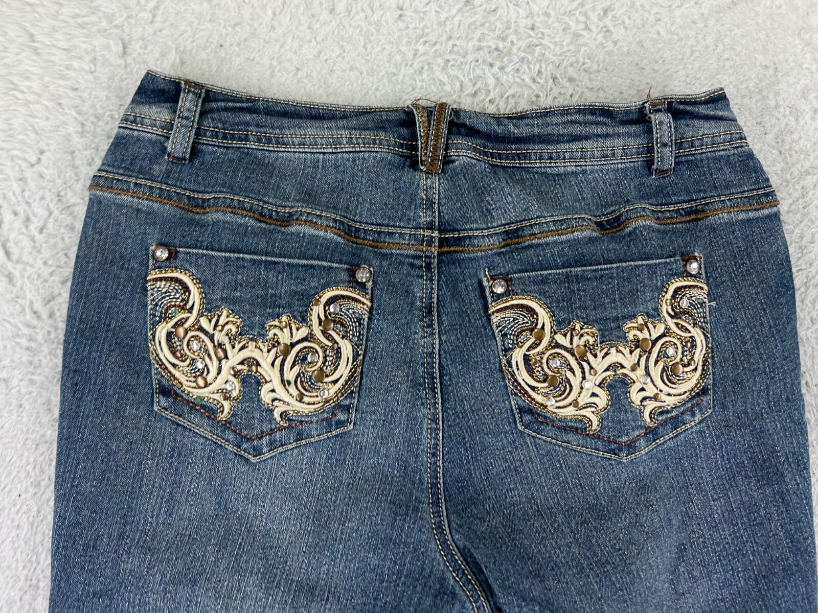【U LAN】Akan eyelet strap semi-bootcut pants Stewart | Relaxed Fit Men's Bootcut Jeans | Kimes Ranch