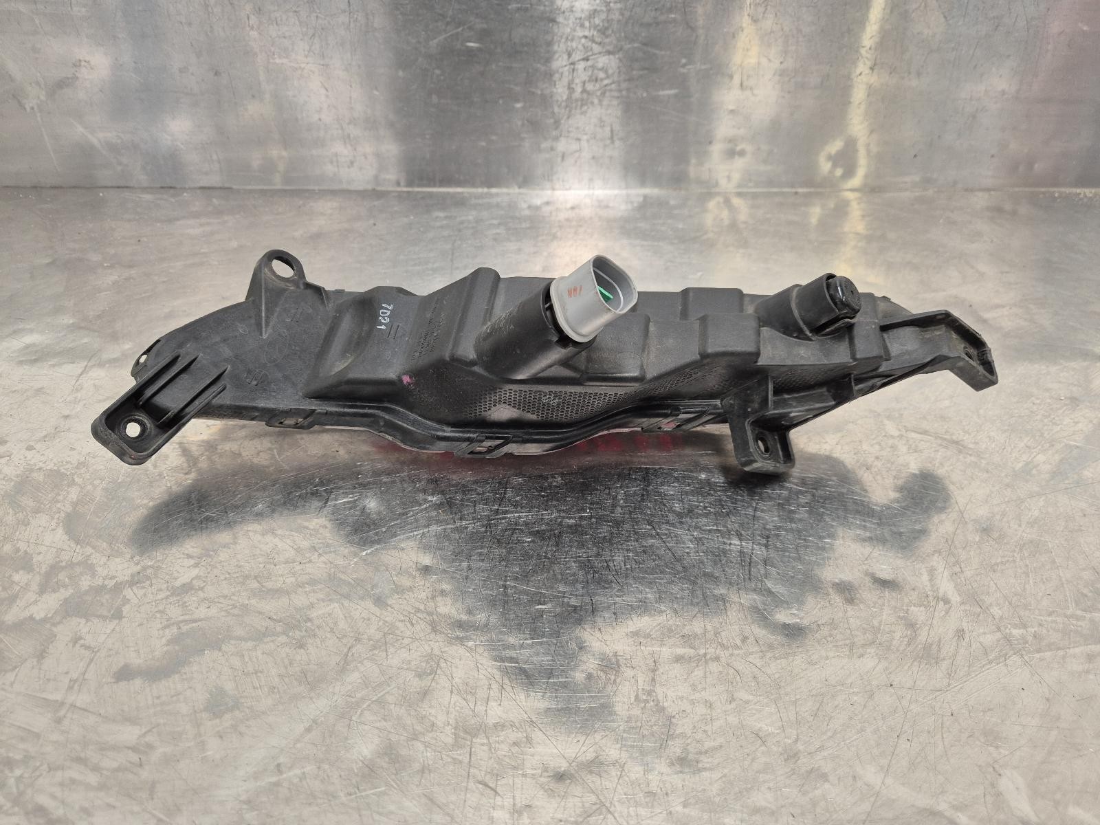 2017 Hyundai Tucson RIGHT DAYTIME RUNNING LAMP TL 06/2015-06/2018 92208-D3000 771925 image 4