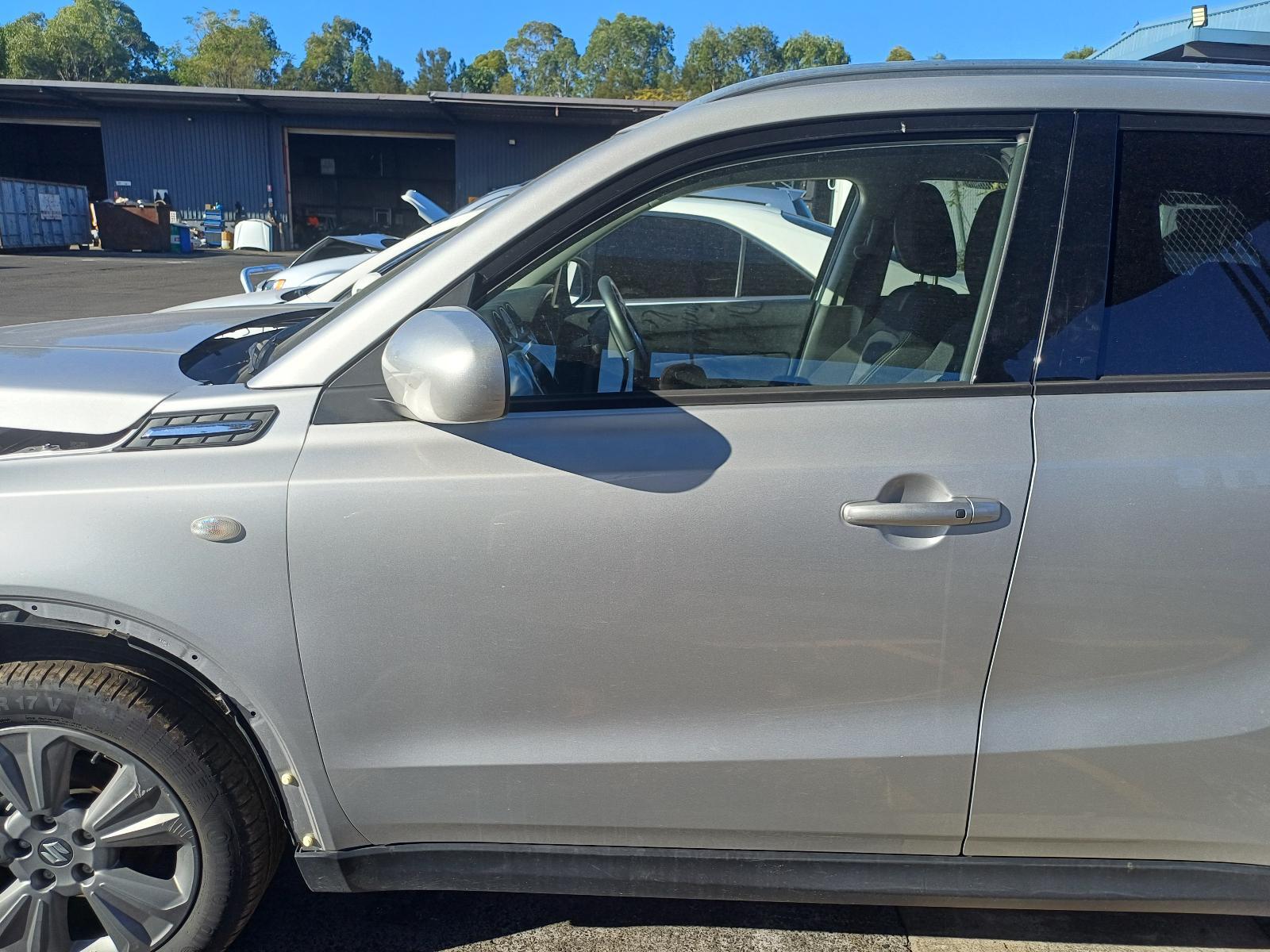 SUZUKI VITARA LY 06/2015-2024 RIGHT REAR DOOR SILVER VIN TSM - thumbnail 4