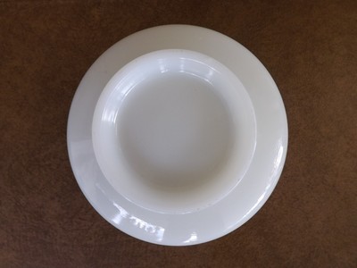 MILK GLASS MIXING BOWL W/ SPOUT