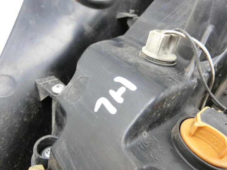Opel Adam M13 12-19 Rückleuchte Heckleuchte Leuchte Hinten Links Opel Adam M13 12-19 04.10.2013 13354582 366900804... Vorschau 8