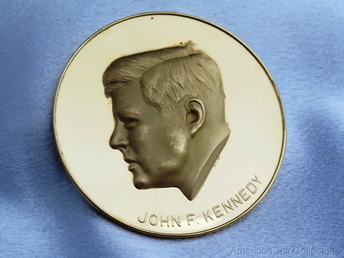JFK John F Kennedy Rare GOLD Medal 2.6 Ozt / 64 Grams .999 Fine Gold 24k 4868
