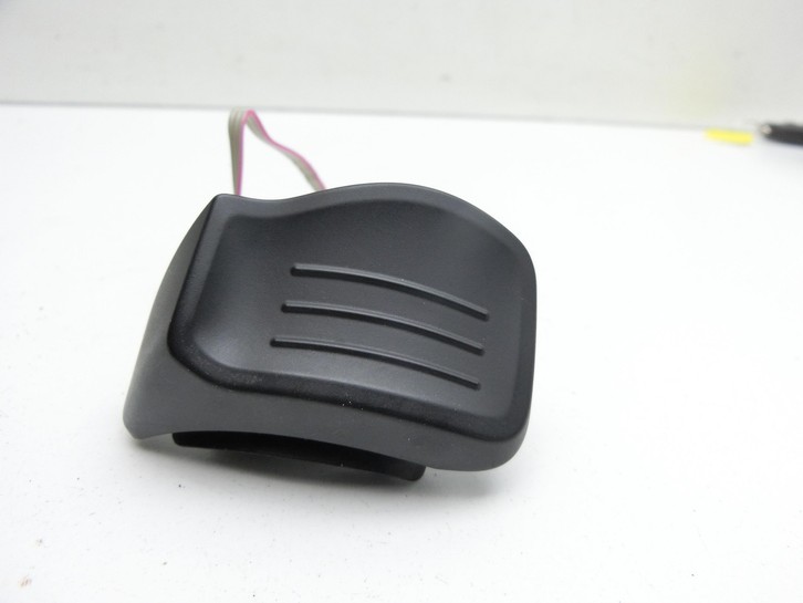 VW Sharan 7N II 10-15 Schaltwippe Lenkrad Schalter Minus Links VW Sharan 7N II 10-15 09.05.2012 3C8951527 90120-653... Bild 2