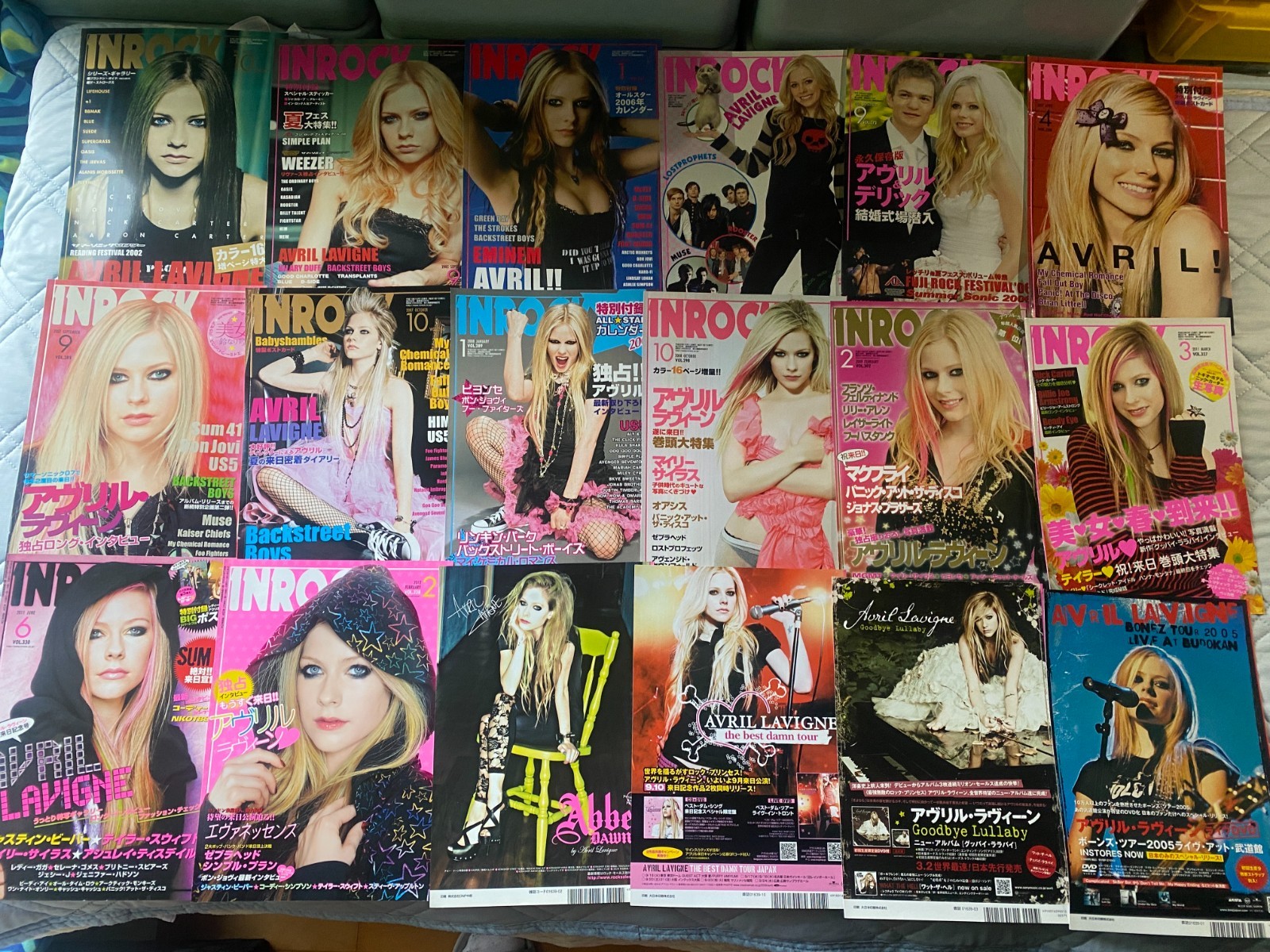 Avril Lavigne comic 3 冊セット　希少な‼️ペーパーバック Avril Lavigne comic 3 冊セット 希少な‼️ペーパーバック Avril