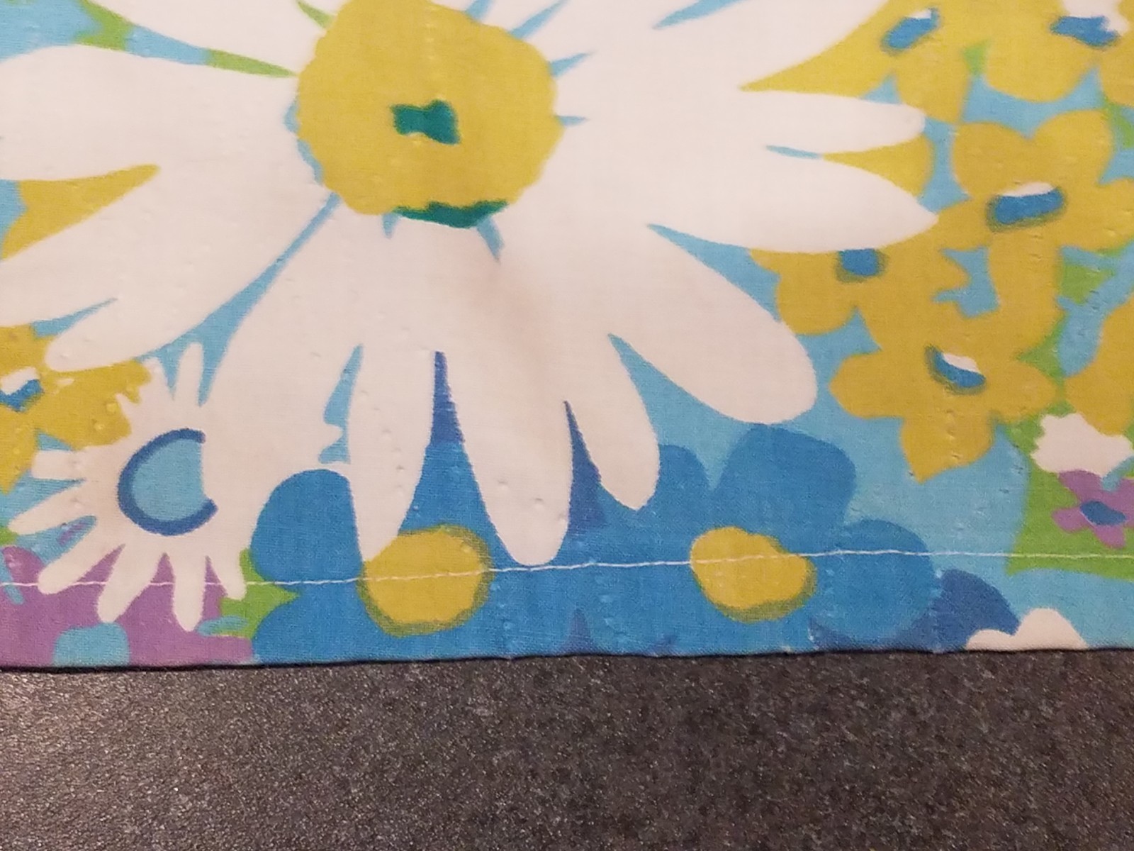 VINTAGE 70s Baby Toddler Blanket Big Flowers Blue White Cotton Homemade Groovy