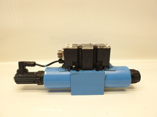 New Oem Bosch Rexroth R900927235 24VDC 4/3 4WREE10V50-22