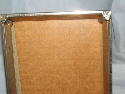 PRE-OWNED SILVER TONE METAL TABLE TOP PICTURE FRAME
